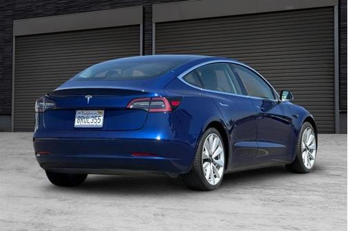 2020 Tesla Model 3 Standard Range Plus