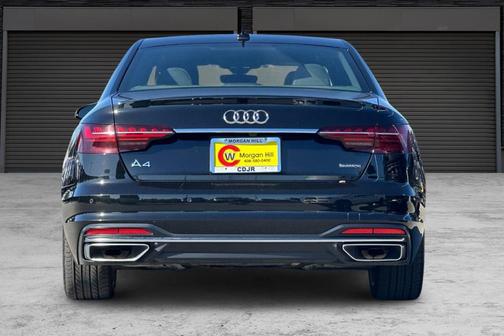 2023 Audi A4 45 S line Premium Plus