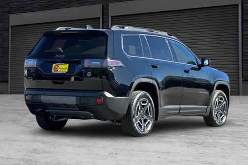 Diamond Black 2026 Jeep Cherokee LAREDO/LIMITED
