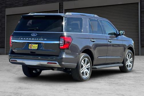 Gray Metallic 2024 Ford Expedition Limited