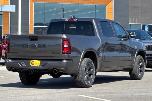 Granite Crystal Clearcoat Metallic 2026 RAM 1500 Big Horn/Lone Star