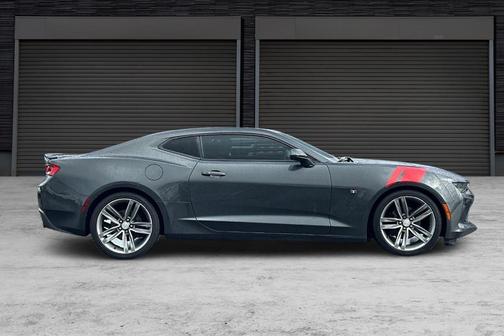 2017 Chevrolet Camaro 2LT