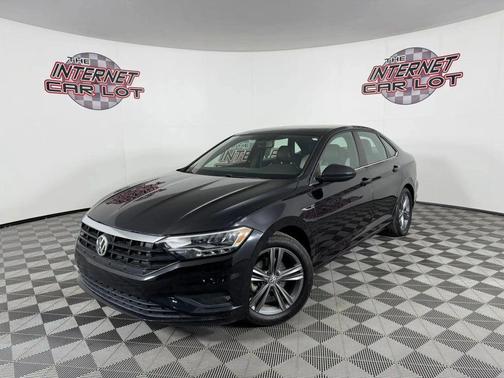 Deep Black Pearl 2020 Volkswagen Jetta 1.4T R-Line