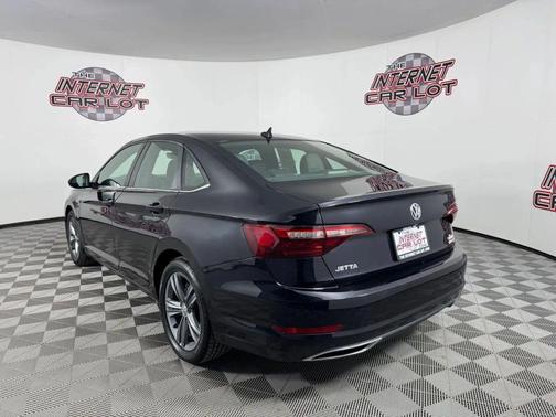 Deep Black Pearl 2020 Volkswagen Jetta 1.4T R-Line