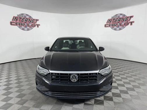 Deep Black Pearl 2020 Volkswagen Jetta 1.4T R-Line