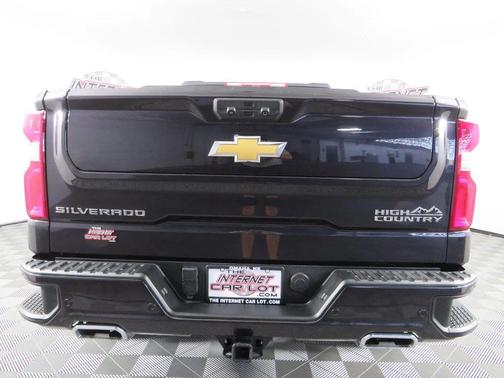 2022 Chevrolet Silverado 1500 High Country