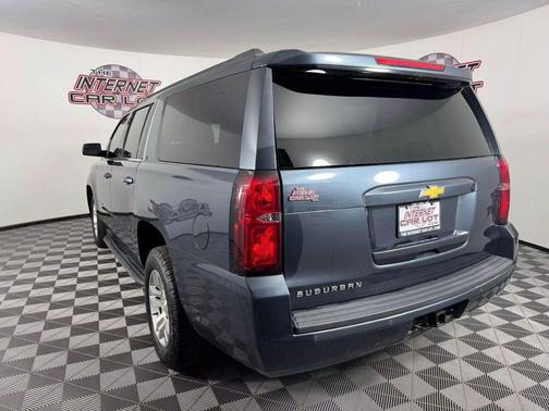 2019 Chevrolet Suburban LT