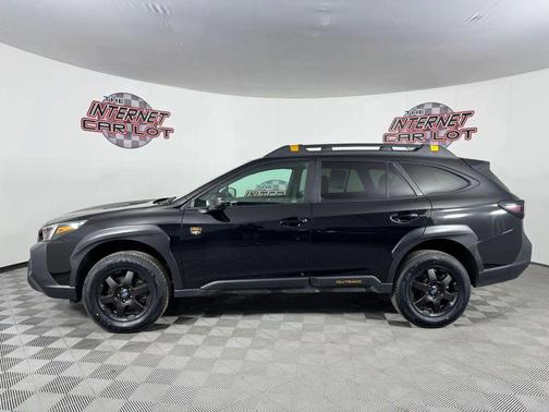 Crystal Black Silica 2025 Subaru Outback Wilderness