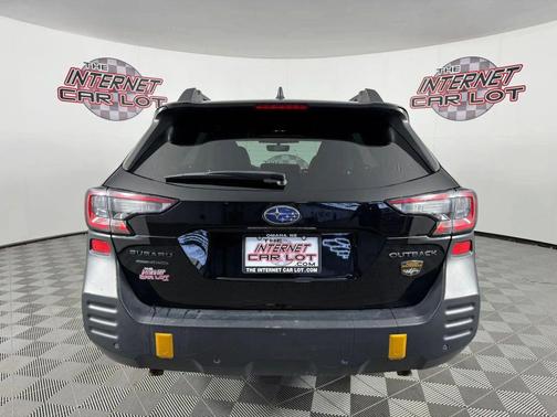Crystal Black Silica 2025 Subaru Outback Wilderness