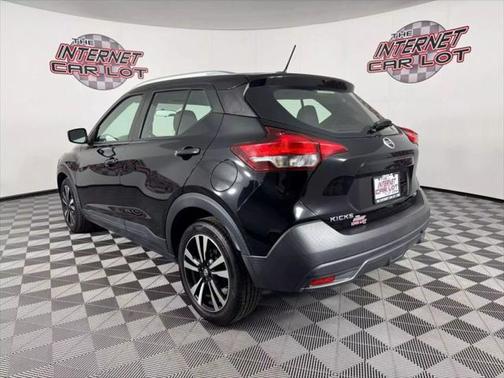2019 Nissan Kicks SV