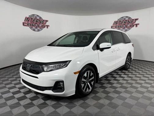 Platinum White Pearl 2025 Honda Odyssey EX-L