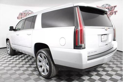 2020 Cadillac Escalade ESV Sport