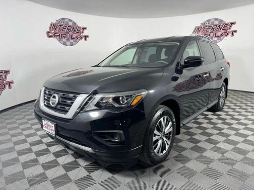 2019 Nissan Pathfinder S