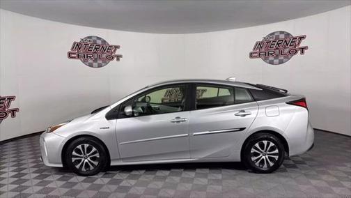 2022 Toyota Prius XLE