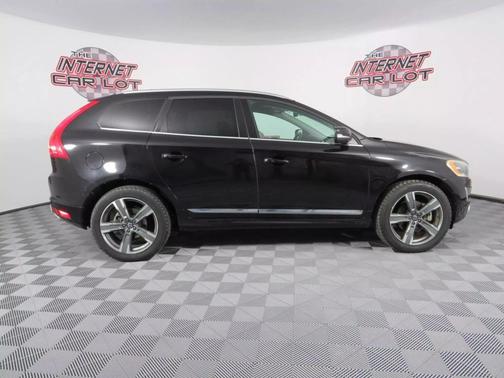 2017 Volvo XC60 T6 Dynamic