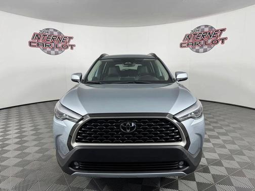 Sonic Silver 2024 Toyota Corolla Cross XLE