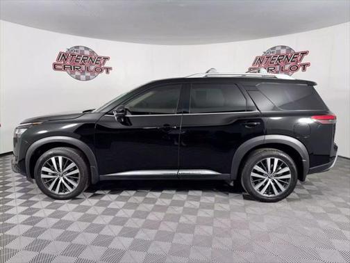2022 Nissan Pathfinder Platinum 4WD