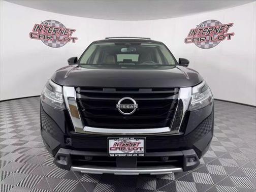 2022 Nissan Pathfinder Platinum 4WD