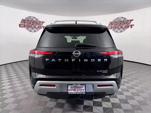 2022 Nissan Pathfinder Platinum 4WD