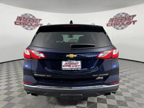 Midnight Blue Metallic 2020 Chevrolet Equinox Premier w/2LZ