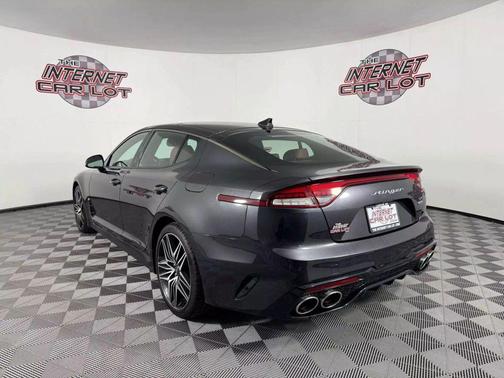 2022 Kia Stinger GT1