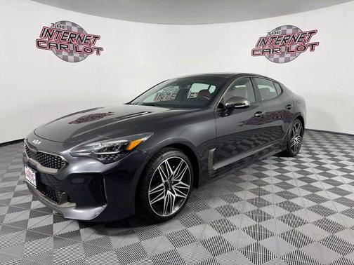 2022 Kia Stinger GT1