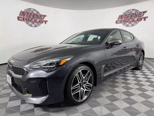 2022 Kia Stinger GT1