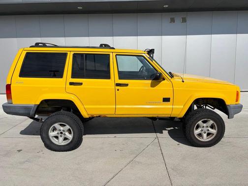 2001 Jeep Cherokee Sport 4WD