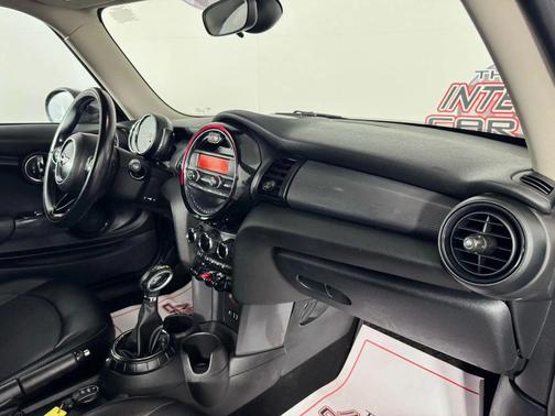 2016 MINI Hardtop Cooper