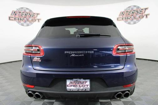 2018 Porsche Macan Macan Sport Edition