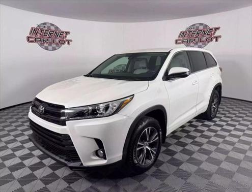 2018 Toyota Highlander LE