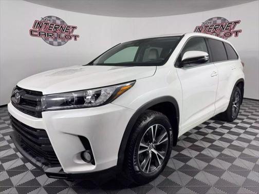 2018 Toyota Highlander LE