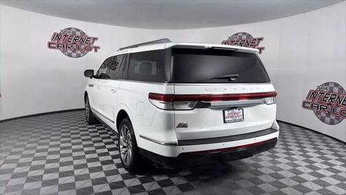 2023 Lincoln Navigator L Reserve