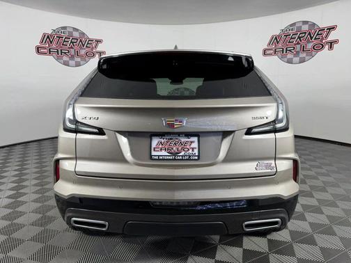 Latte Metallic 2025 Cadillac XT4 Sport