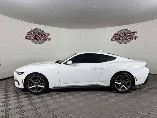 Oxford White 2024 Ford Mustang EcoBoost