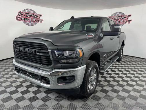 2023 RAM 2500 Big Horn Crew Cab 4x4 6'4' Box