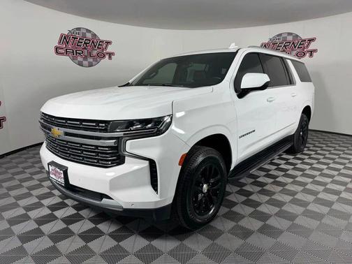 2023 Chevrolet Suburban LT