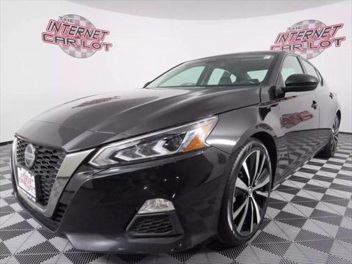 2021 Nissan Altima SR FWD
