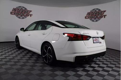 2024 Nissan Altima SR FWD