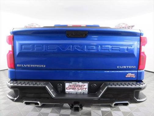 2022 Chevrolet Silverado 1500 Custom Trail Boss