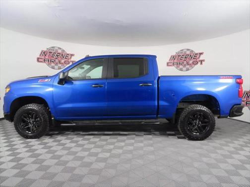 2022 Chevrolet Silverado 1500 Custom Trail Boss