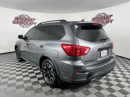 2020 Nissan Pathfinder SL 4WD