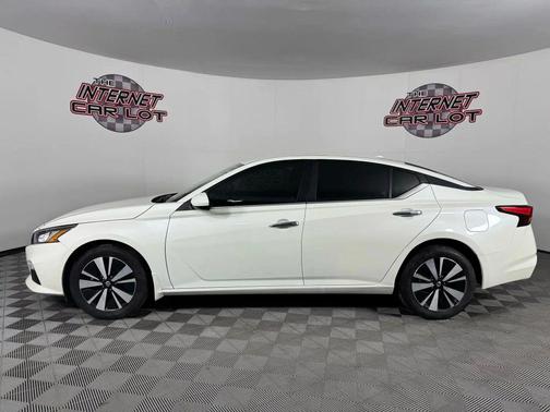 2021 Nissan Altima 2.5 SV