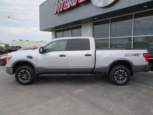 2017 Nissan Titan XD PRO-4X