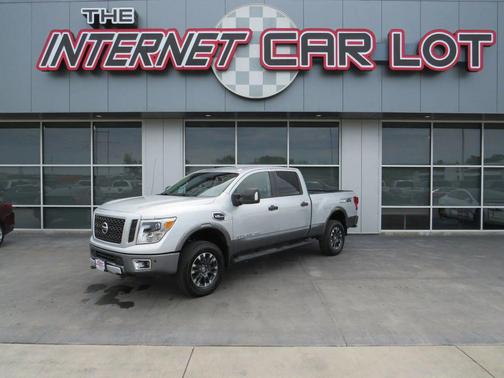 2017 Nissan Titan XD PRO-4X