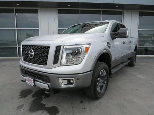 2017 Nissan Titan XD PRO-4X