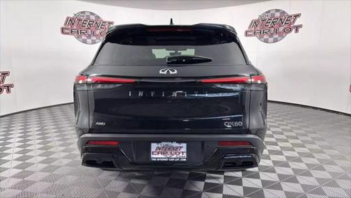 2024 INFINITI QX60 Luxe