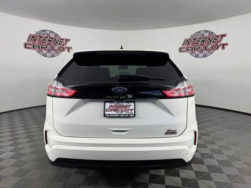 Star White Metallic Tri-Coat 2022 Ford Edge ST Line