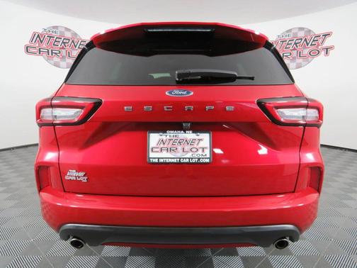 Rapid Red Metallic Tinted Clearcoat 2024 Ford Escape ST-Line