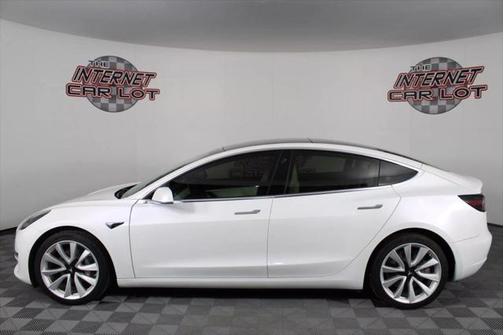 2020 Tesla Model 3 Long Range